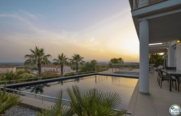 Foto 2 de Xalet en venda a Palau-Saverdera de 3 habitacions amb terrassa i piscina