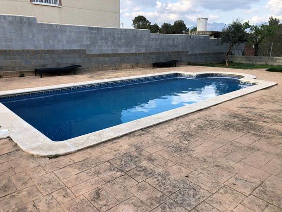 Foto 2 de Xalet en venda a Piera de 3 habitacions amb terrassa i piscina