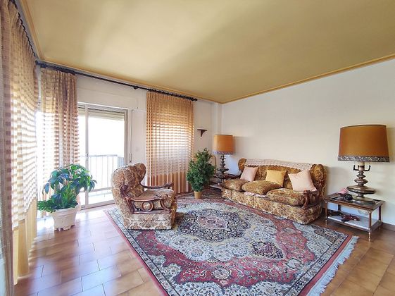Foto 1 de Piso en venta en Caspe de 4 habitaciones con balcón y aire acondicionado