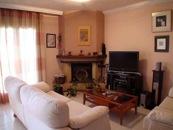 Foto 1 de Casa en venda a Berga de 4 habitacions amb terrassa i calefacció