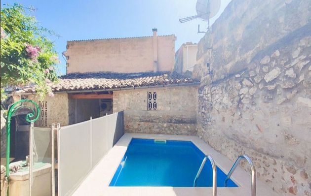 Foto 1 de Xalet en venda a calle Nou de 5 habitacions amb terrassa i piscina