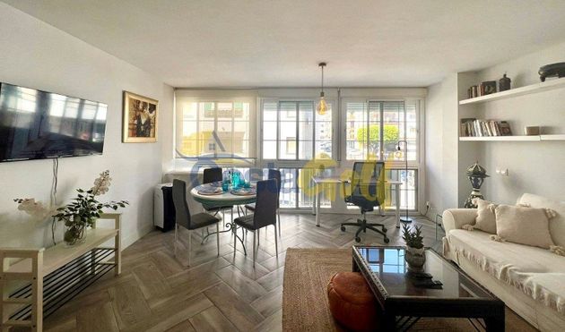 Foto 1 de Piso en alquiler en calle Doctor Eusebio Ramírez de 1 habitación con muebles y aire acondicionado