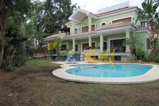 Foto 1 de Xalet en venda a carretera De Benahavis de 5 habitacions amb terrassa i piscina