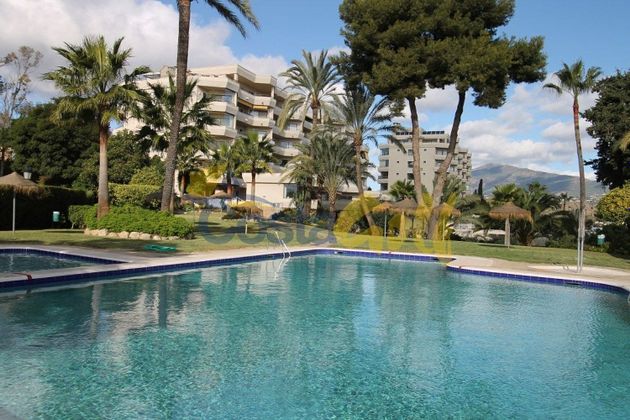 Foto 1 de Pis en venda a Paraíso - Atalaya- Benamara de 2 habitacions amb terrassa i piscina