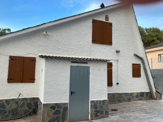 Foto 2 de Casa en venta en Cabrera d´Igualada de 3 habitaciones con piscina y garaje