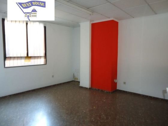 Foto 2 de Oficina en venda a Santa Cruz - Industria - Polígono Campollano de 92 m²