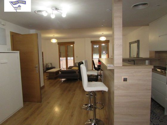 Foto 2 de Piso en venta en Villacerrada - Centro de 3 habitaciones con balcón y aire acondicionado