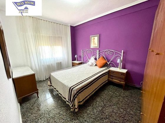 Foto 1 de Pis en venda a Hermanos Falcó - Sepulcro Bolera de 3 habitacions amb balcó i calefacció