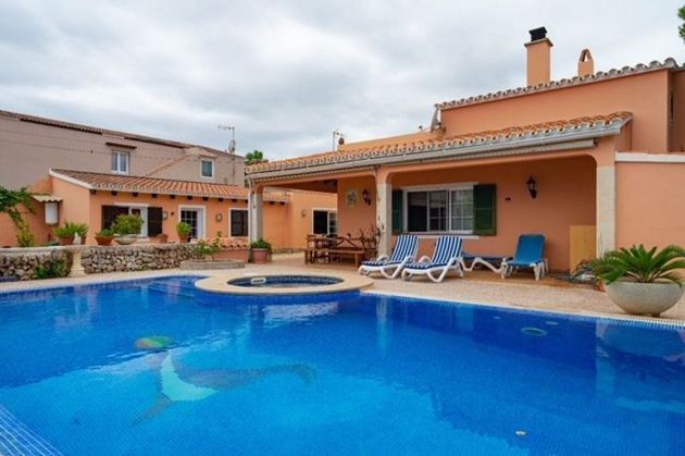 Foto 1 de Xalet en venda a Castell (Es) de 4 habitacions amb terrassa i piscina