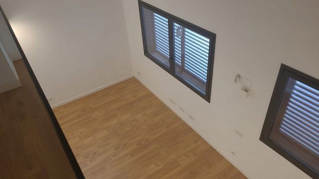 Foto 2 de Dúplex en venda a calle De Serrano de 3 habitacions amb aire acondicionat