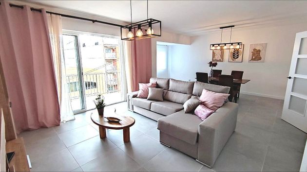 Foto 1 de Pis en venda a Centro - Gandia de 5 habitacions amb terrassa i balcó