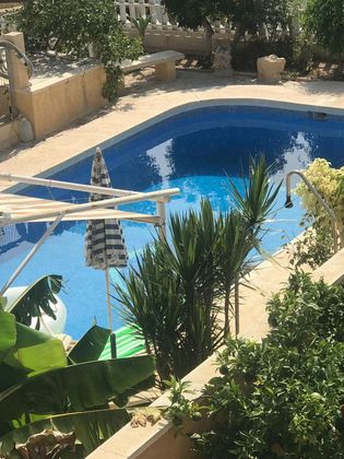Foto 1 de Xalet en venda a La Cala de Villajoyosa de 4 habitacions amb terrassa i piscina