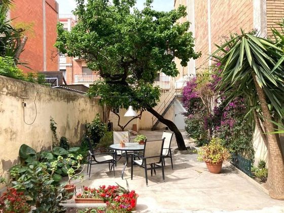 Foto 2 de Venta de chalet en Sarrià de 3 habitaciones con garaje y jardín