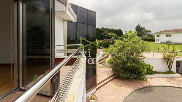 Foto 1 de Chalet en venta en Parroquias de Oviedo de 10 habitaciones con terraza y piscina