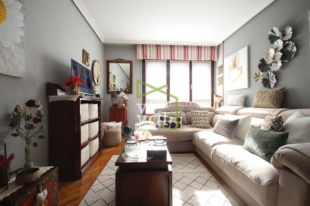Foto 2 de Pis en venda a La Ería - Masip de 2 habitacions amb balcó i calefacció