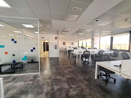Foto 2 de Alquiler de oficina en Mestalla de 387 m²