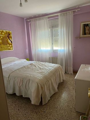 Foto 1 de Pis en venda a La Paz de 3 habitacions amb aire acondicionat i calefacció