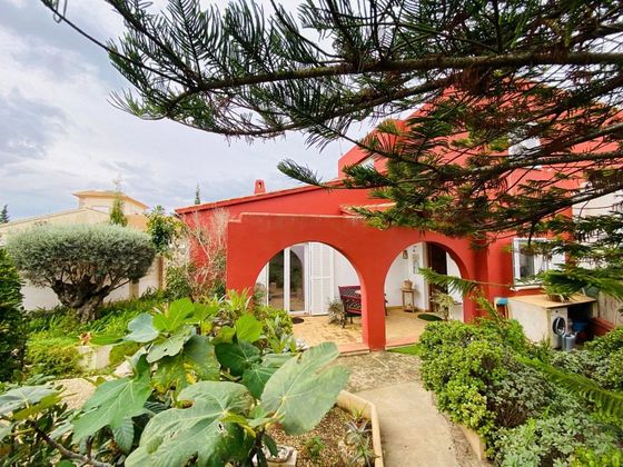 Foto 1 de Casa en venda a Badia Blava-Badia Gran-Tolleric de 4 habitacions amb terrassa i jardí