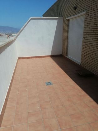 Foto 2 de Àtic en venda a Roquetas Centro de 1 habitació amb terrassa i ascensor