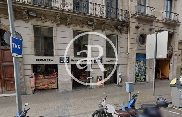 Foto 2 de Local en lloguer a El Raval de 565 m²