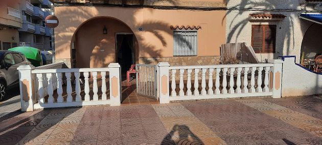 Foto 1 de Casa en venda a Moncófar playa de 4 habitacions amb terrassa i garatge