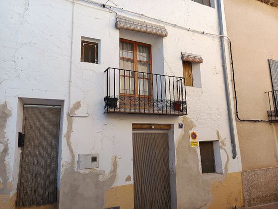 Foto 2 de Casa en venda a Azuébar de 5 habitacions amb terrassa