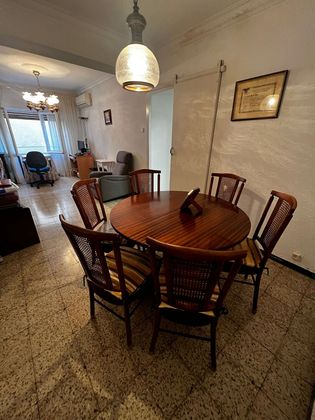 Foto 2 de Piso en venta en Delicias de 3 habitaciones con balcón y aire acondicionado