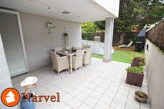 Foto 2 de Dúplex en venta en Serraparera de 4 habitaciones con terraza y jardín