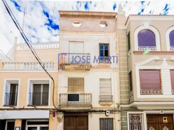 Foto 1 de Venta de casa adosada en calle Major Sant Agustí de 4 habitaciones con terraza y garaje