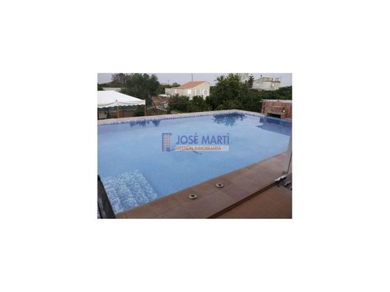 Foto 1 de Casa en venda a Benicull de Xuquer de 6 habitacions amb terrassa i piscina