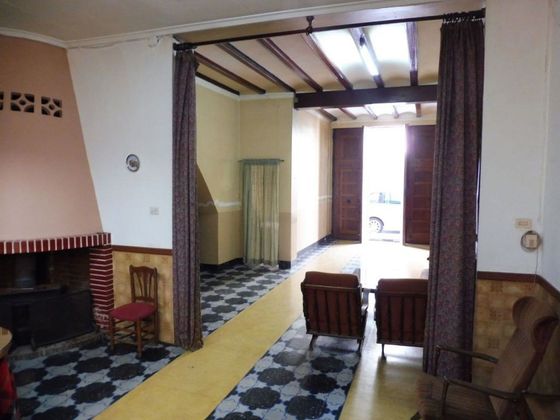 Foto 1 de Casa rural en venda a Ayuntamiento - Centro de 4 habitacions amb terrassa