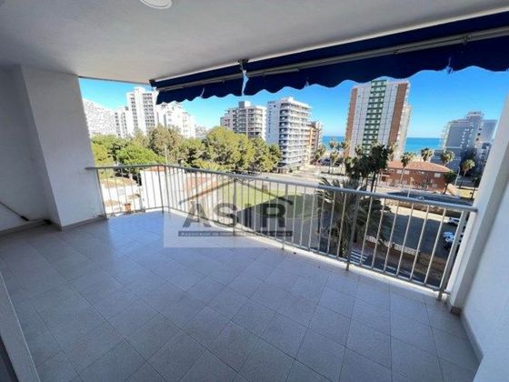Foto 2 de Venta de piso en plaza Del Raconet de 3 habitaciones con terraza y piscina
