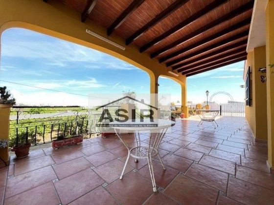 Foto 2 de Xalet en venda a calle Forn de Carrascosa de 5 habitacions amb terrassa i piscina