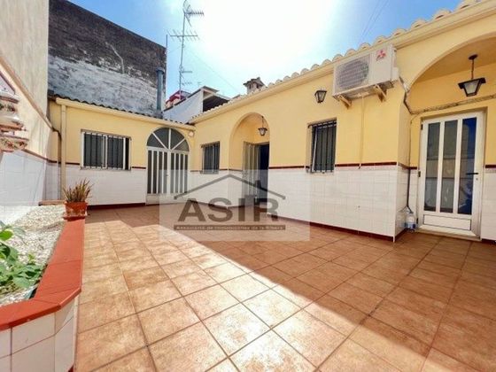 Foto 1 de Venta de casa adosada en calle San Roc de 4 habitaciones con terraza y garaje