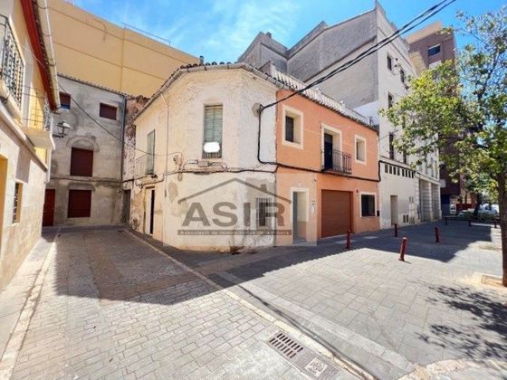 Foto 1 de Casa adossada en venda a calle De Santa Llúcia de 3 habitacions amb terrassa