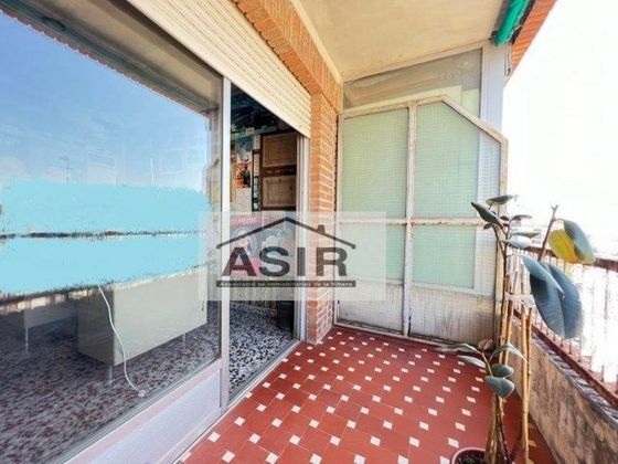 Foto 2 de Ático en venta en avenida Sants Patrons de 4 habitaciones con balcón y ascensor