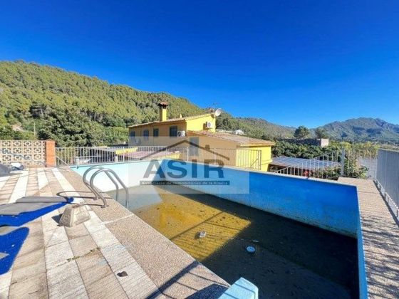 Foto 1 de Xalet en venda a plaza Poligono de 6 habitacions amb terrassa i piscina