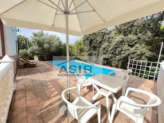 Foto 2 de Xalet en venda a calle Barxeta de 3 habitacions amb terrassa i piscina