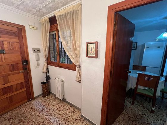Foto 2 de Piso en venta en Linares de 3 habitaciones con terraza y ascensor