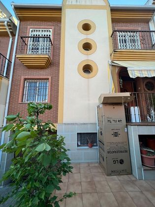 Foto 2 de Casa en venda a Linares de 5 habitacions amb terrassa i aire acondicionat