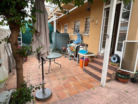 Foto 2 de Casa en venda a Camarma de Esteruelas de 3 habitacions amb jardí i aire acondicionat