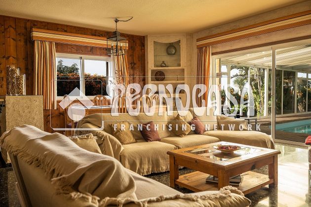 Foto 2 de Xalet en venda a La Esperanza-Llano del Moro de 4 habitacions amb terrassa i piscina