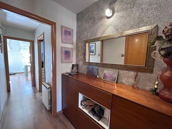 Foto 2 de Piso en venta en Centre - Cornellà de Llobregat de 3 habitaciones con balcón
