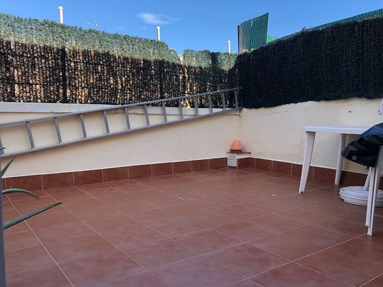 Foto 2 de Ático en venta en El Turó de la Peira de 1 habitación con terraza