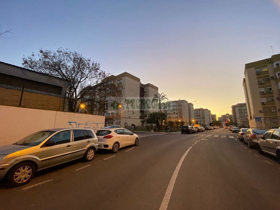 Foto 1 de Alquiler de local en Poligono Norte - Villegas - La Fontanilla de 70 m²
