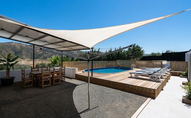 Foto 2 de Casa rural en venda a Iznájar de 6 habitacions amb terrassa i piscina