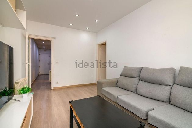 Foto 2 de Venta de piso en Almeda - El Corte Inglés de 2 habitaciones con ascensor