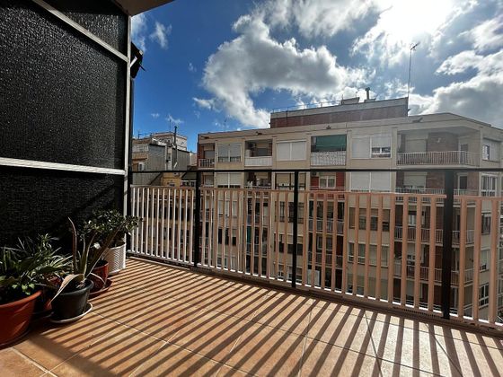 Foto 2 de Piso en venta en Centre - Hospitalet de Llobregat, L´ de 4 habitaciones con terraza y balcón