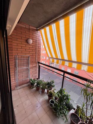 Foto 1 de Dúplex en venda a Plaça Catalunya de 3 habitacions amb balcó i aire acondicionat
