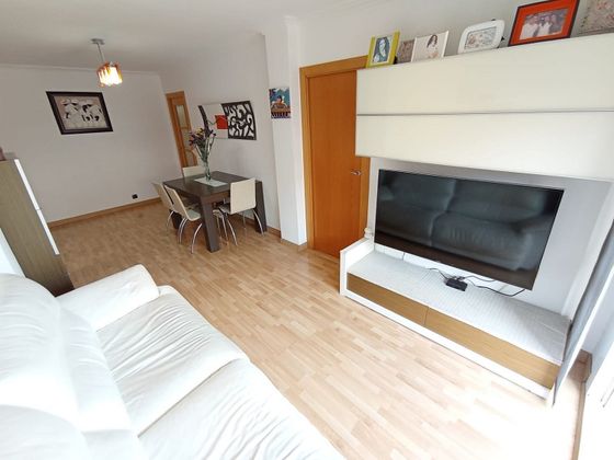 Foto 2 de Pis en venda a Plaça Catalunya de 3 habitacions amb balcó i calefacció